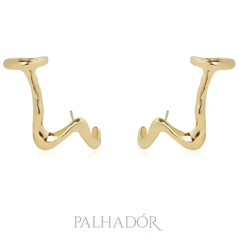 BRINCO EARCUFF ORGÂNICO OURO